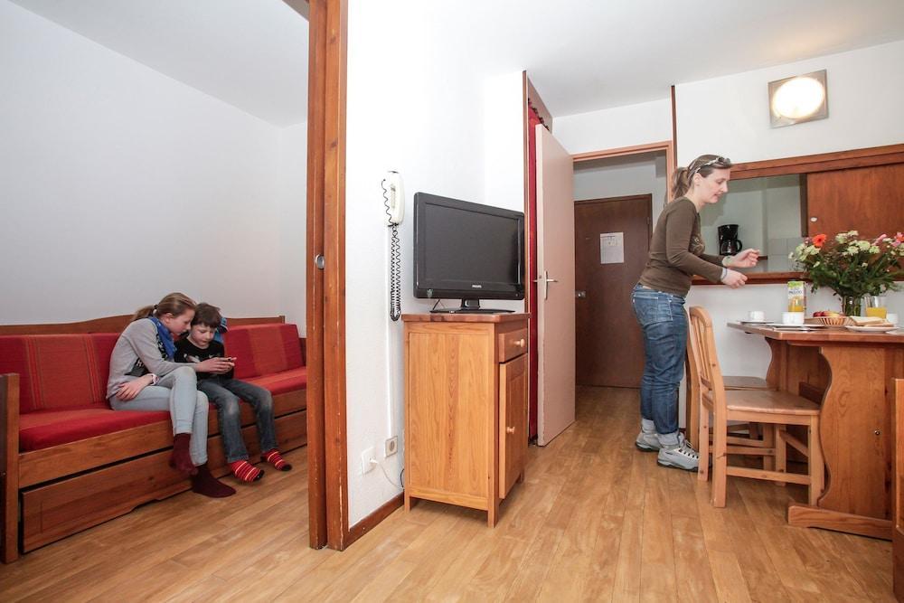 טיגנס Residence Odalys Le Hameau Du Borsat מראה חיצוני תמונה